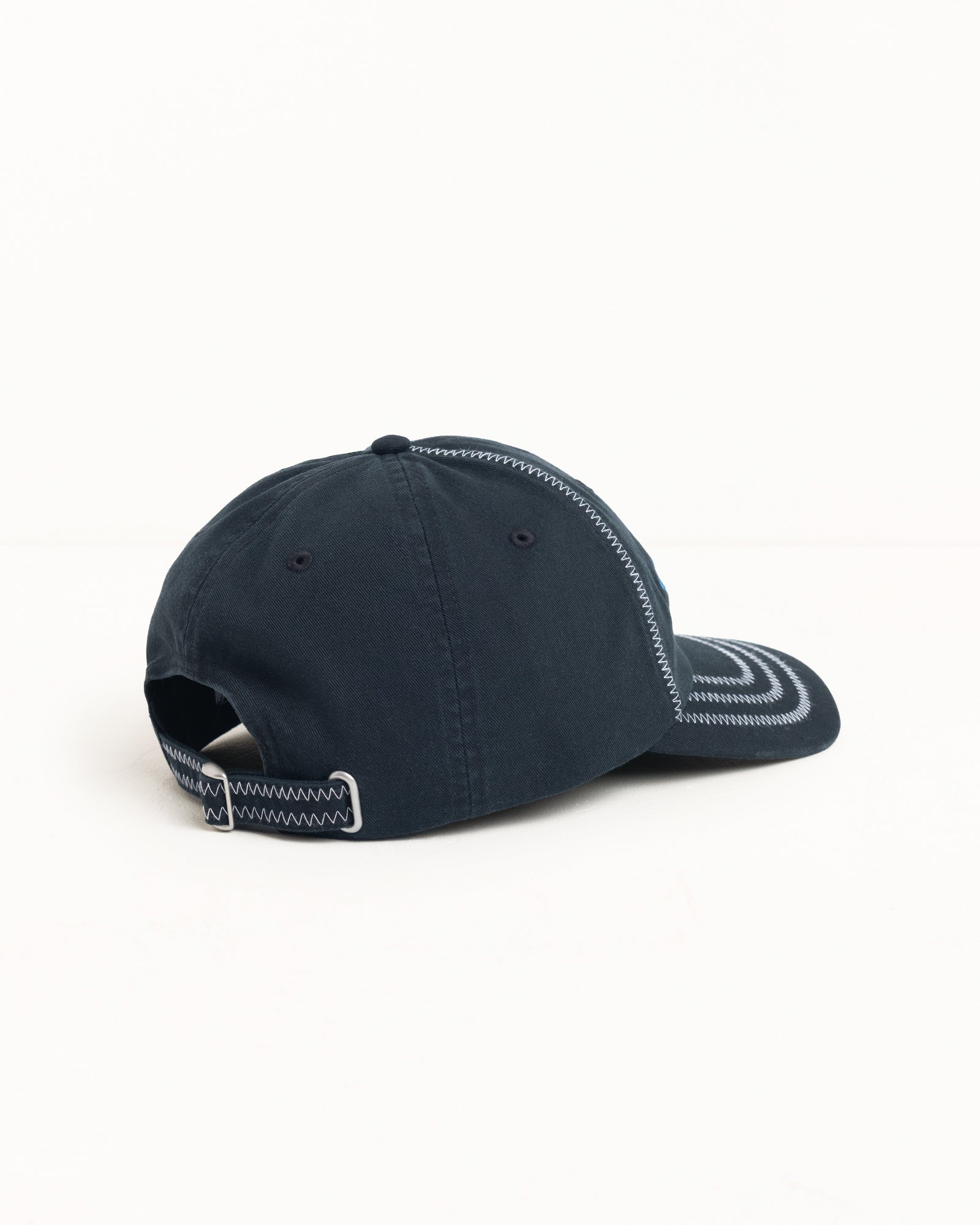 Oval Star Cap – Black | Headwear | Stüssy
