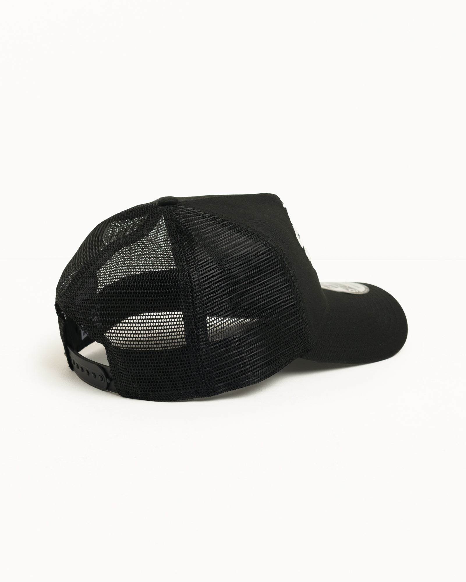 9FORTY Sport Trucker - Black | Headwear | Stüssy