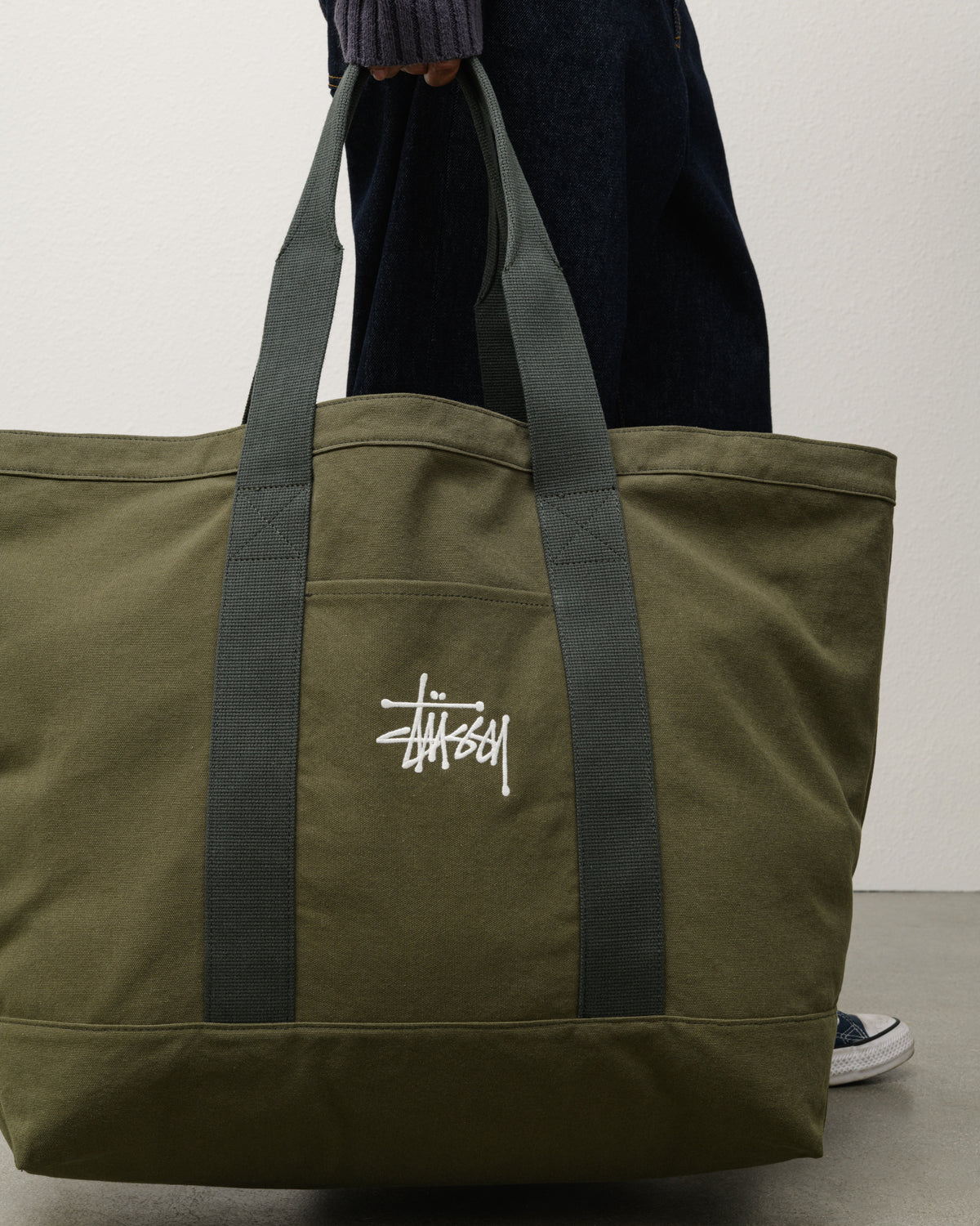 Canvas Extra Large Tote – Green | Accessories | Stüssy