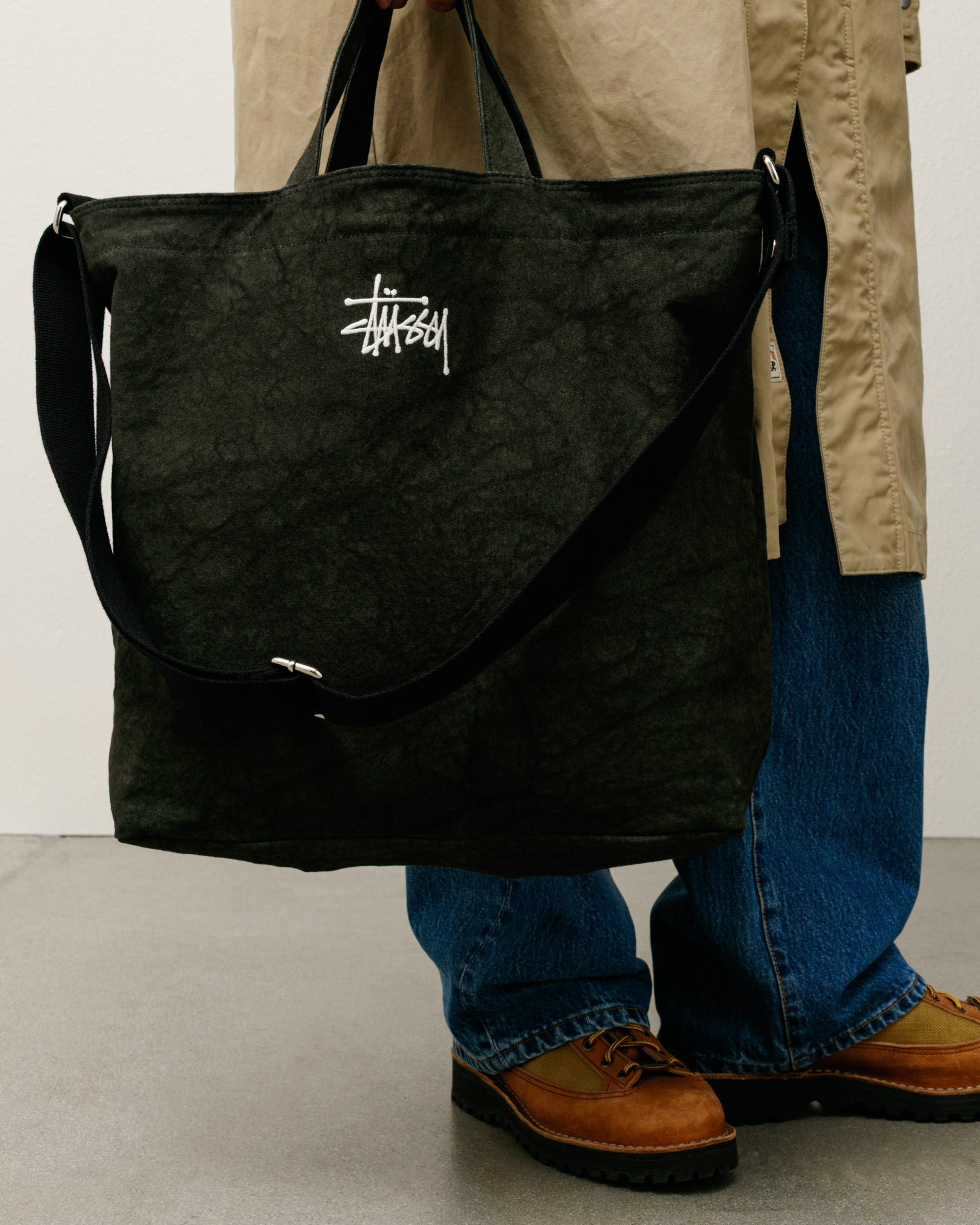 バッグ STUSSY CANVAS CROSSBODY BAG Canvas Crossbody Bag – Washed Black | Accessories | Stüssy