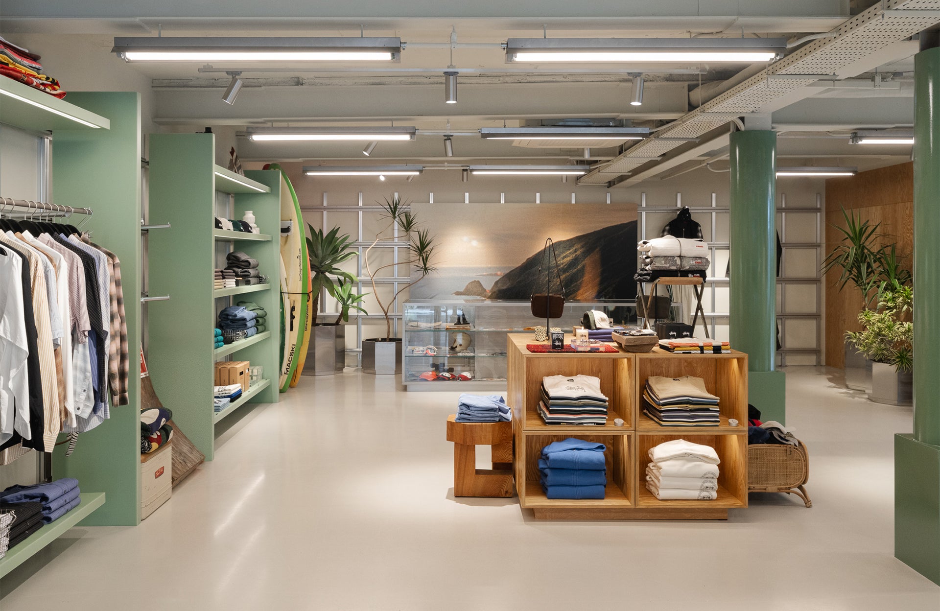 Seoul chapter store – Stüssy