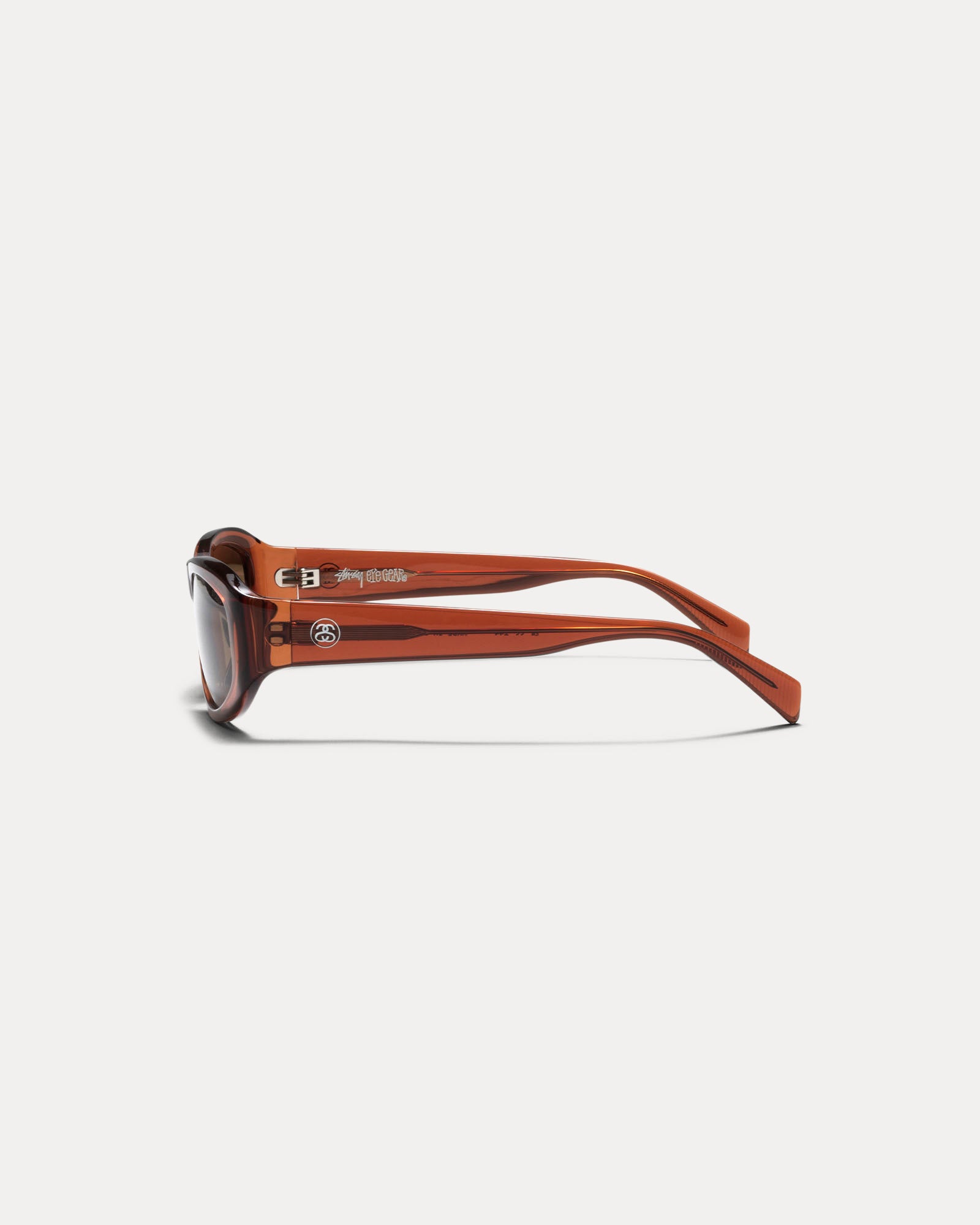Landon Sunglasses in black / crimson red lens – Stüssy