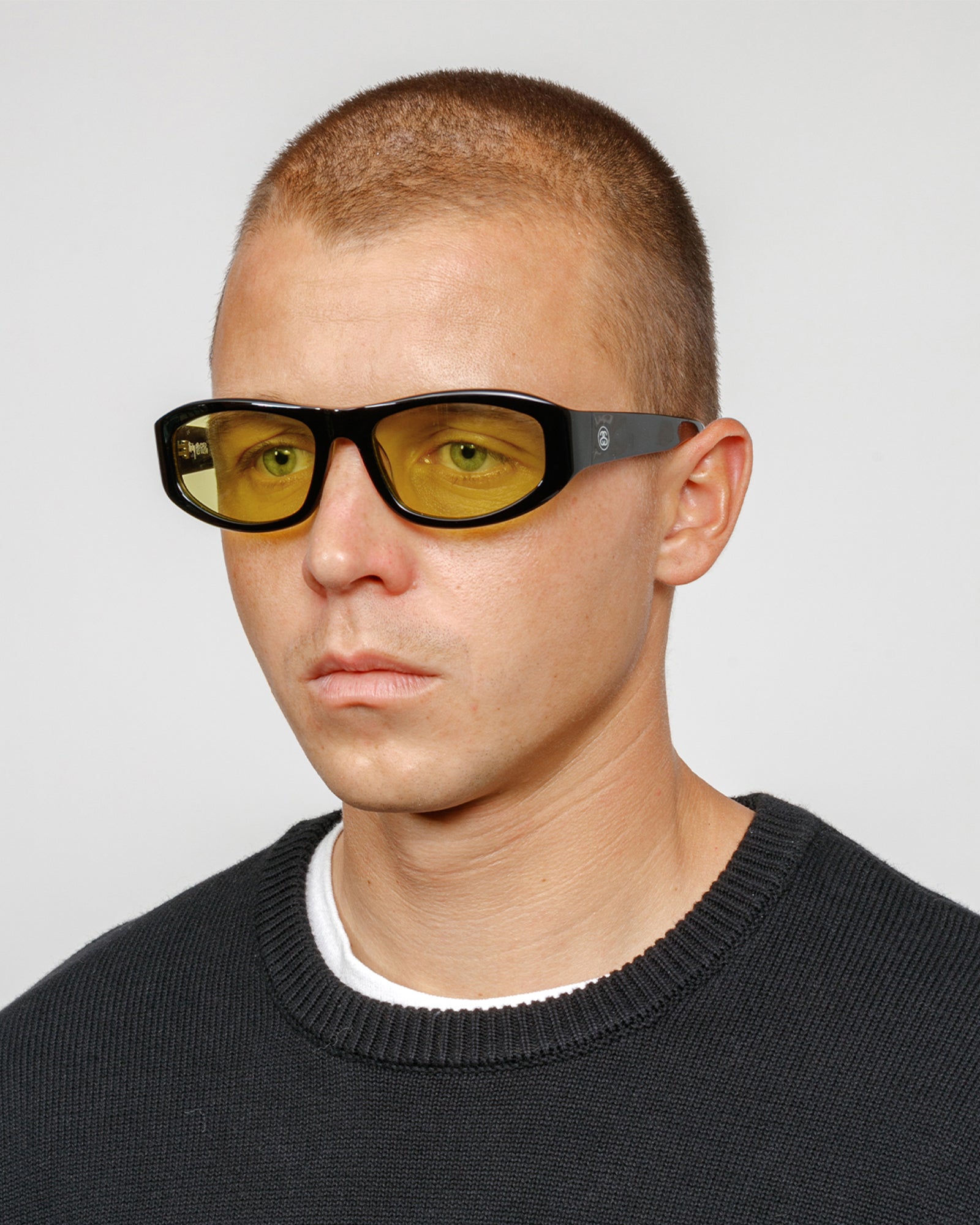 Landon Sunglasses in black / yellow – Stüssy
