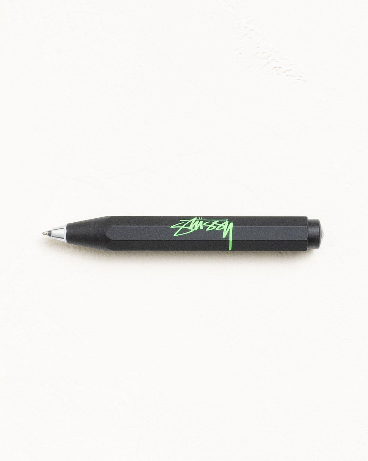 Accessories | Bags, Socks, Belts & More | Stüssy