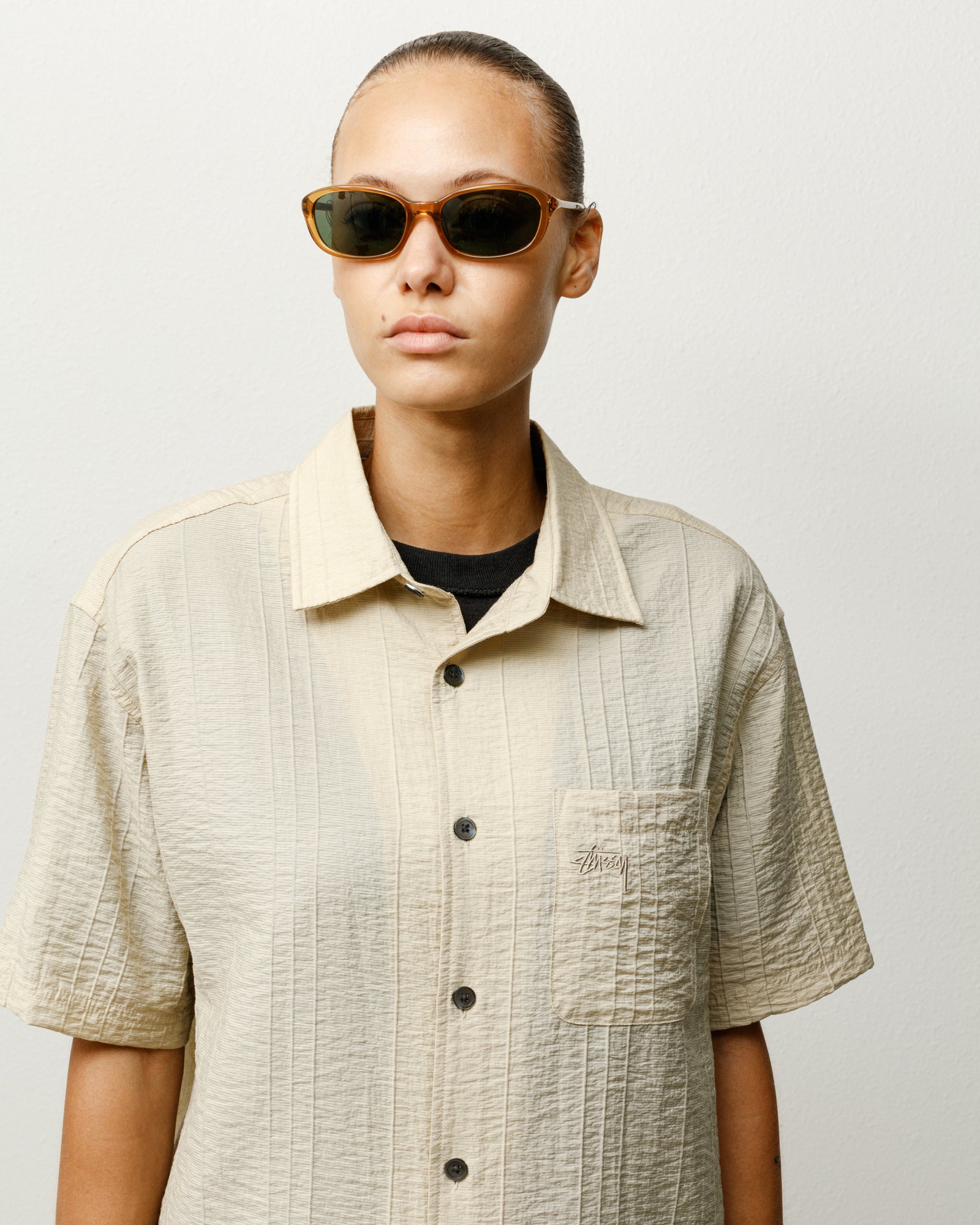 Eli Sunglasses Accessories In Honey/dark Green Lens