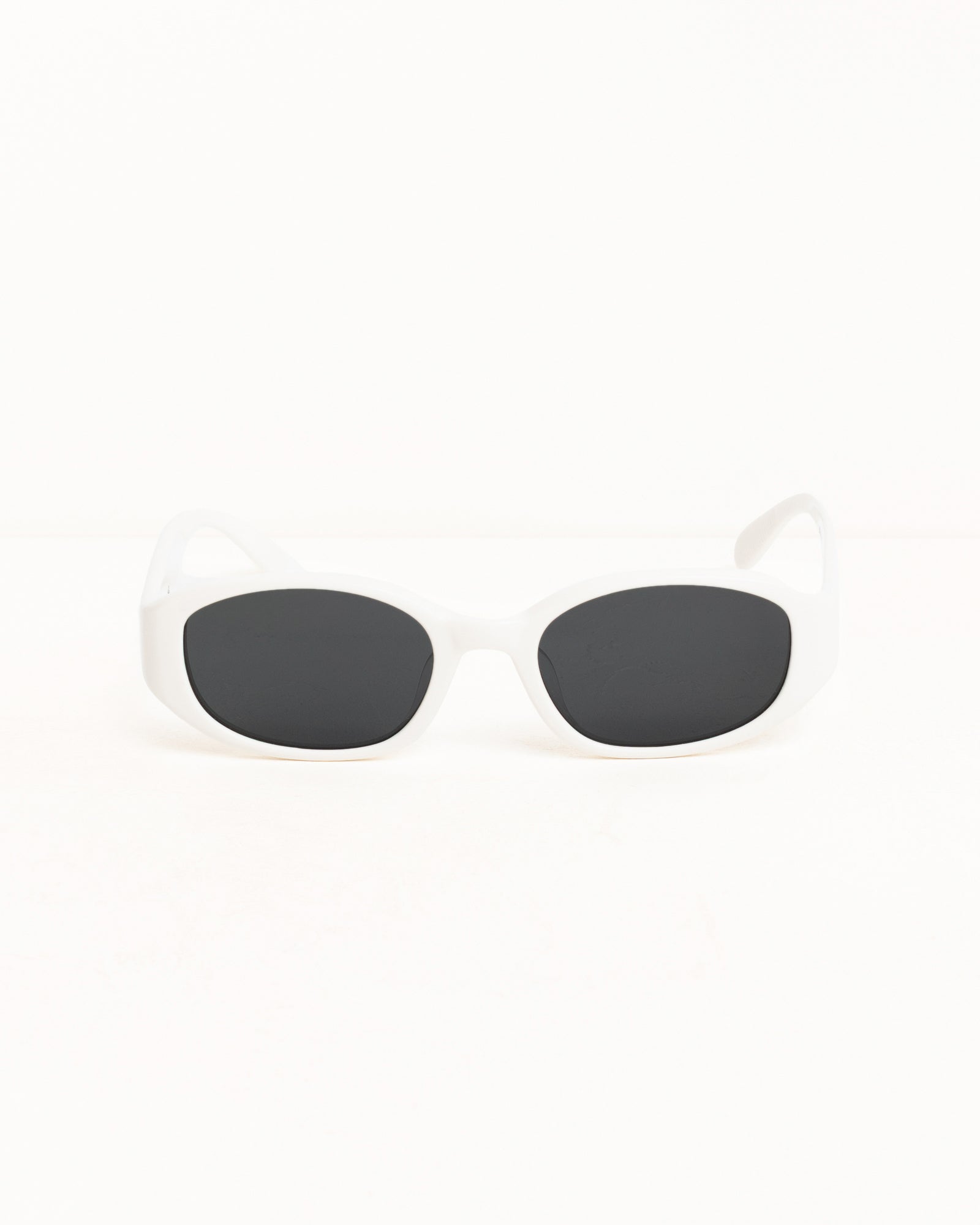 Roman Sunglasses Unisex In Bone/black Lens