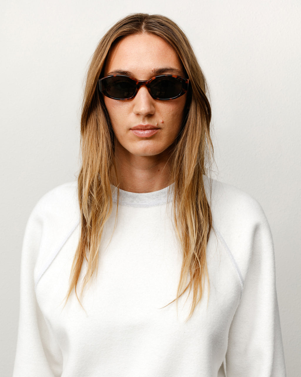 Roman Sunglasses Unisex In Brown Tortoise/black Lens