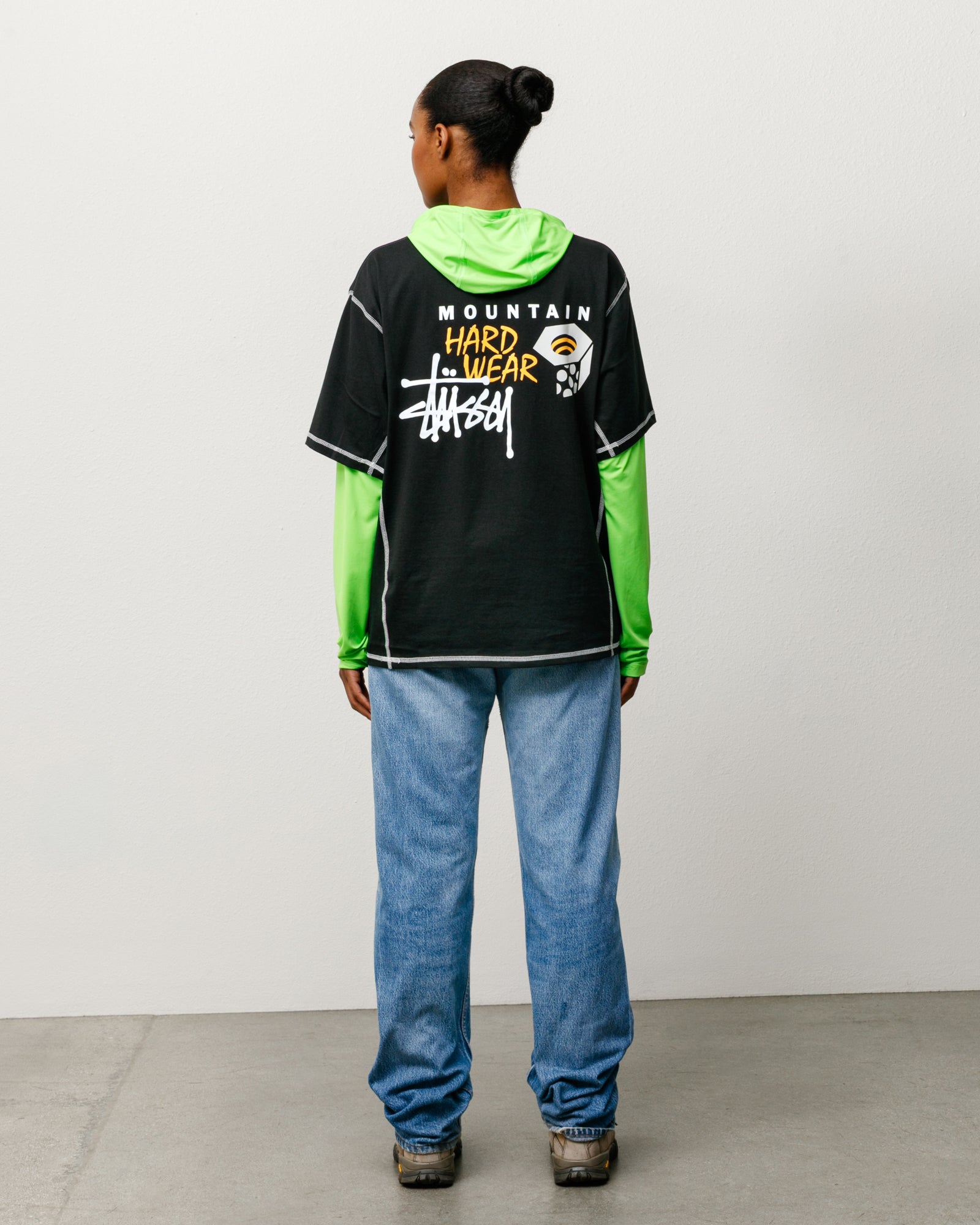 Stüssy & Mountain Hardwear Tee – Stealth Grey | Tees | Stüssy