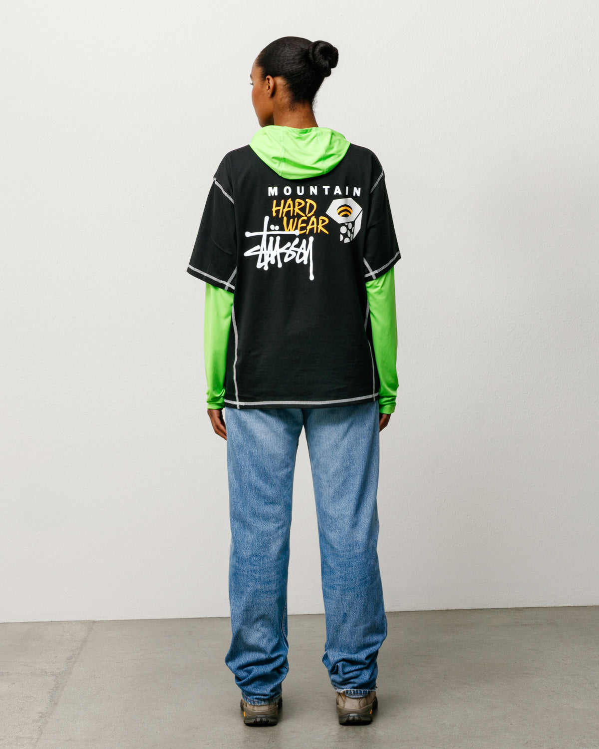 Stüssy & Mountain Hardwear Tee – Stealth Grey | Tees | Stüssy