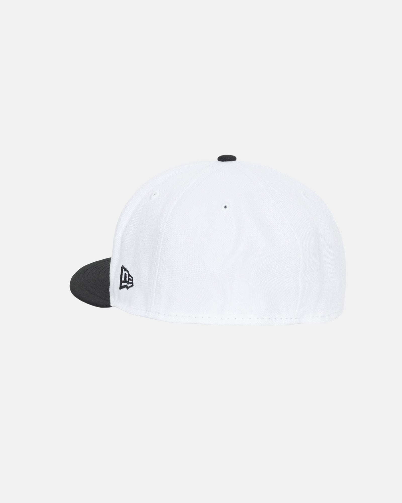 STÜSSY NEW ERA 59FIFTY CURLY S WHITE/BLACK ACCESSORY